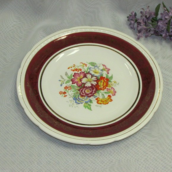 SWINNERTON'S MAJESTIC VELLUM Vintage Dinner Plate Floral Burgundy Cottagecore - Picture 1 of 4